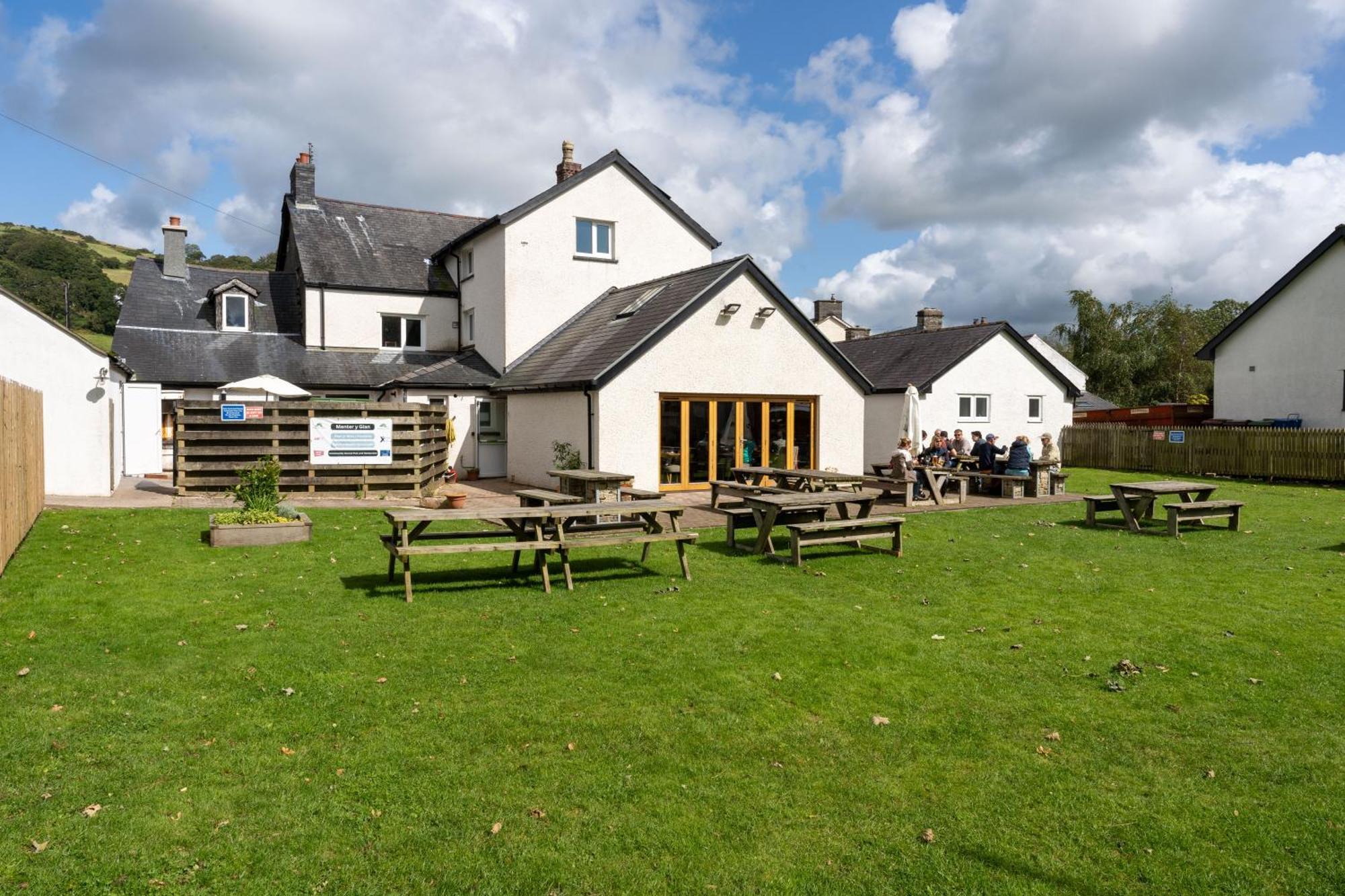 Glan Yr Afon Hotel Pennal Luaran gambar